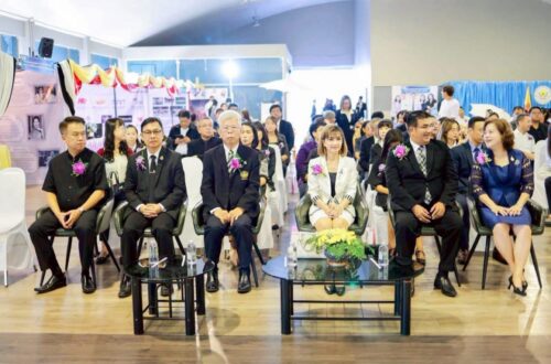 Ms. Jetsumon Sumayteepradit, Deputy Provincial Education Officer of Samut Prakan, attended the exhibition “Innovation for Creating Opportunities through Dual Vocational Training: Learning and Leading to the World of Careers.”