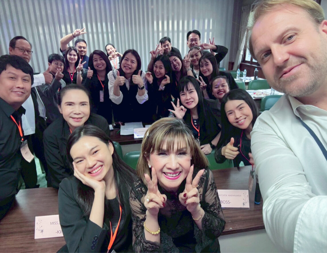 English for Education Professionals course